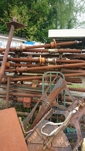 Aperçu des activités de la casse automobile HUGONENC NEGOCE située à BAGNAC-SUR-CELE (46270)